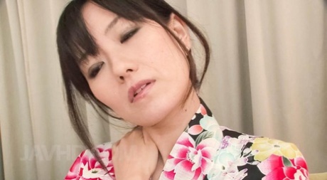 Manami Komukai star sex image