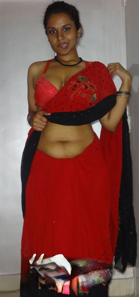 Lily Singh adult model pic