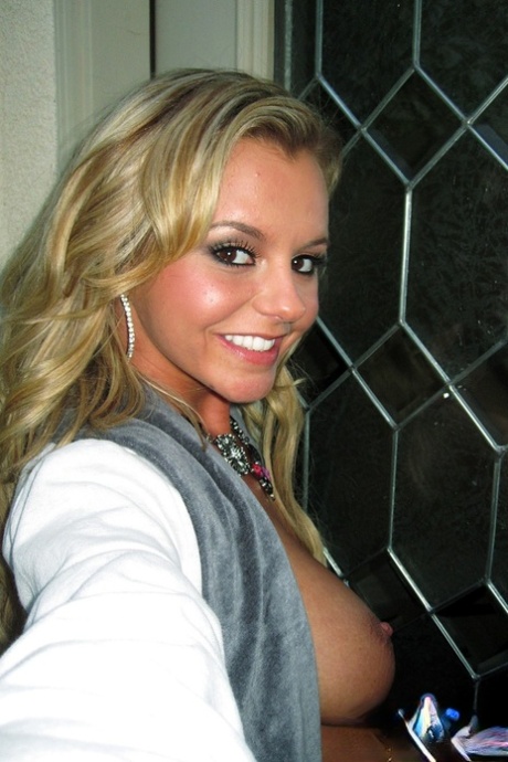 Bree Olson star porn photos