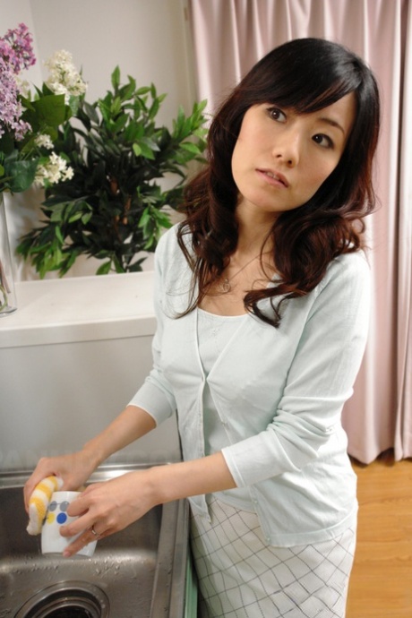 Manami Komukai hot model picture