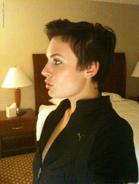 Jamey Janes perfect model image