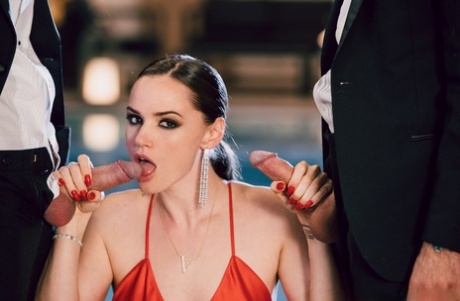 Tori Black star hot pictures